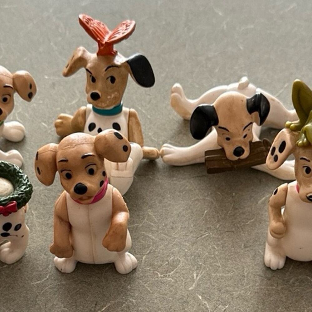 Vintage Disney 101 dalmatians Small Figures
